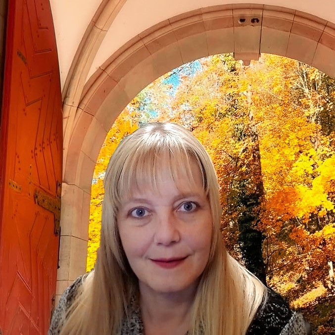 Andrea Rezabek Senior Paid Search Specialist
